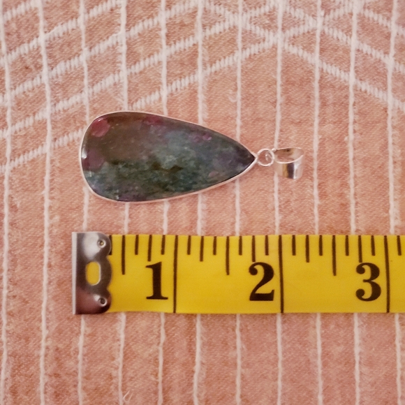 Ruby Fuchsite Gemstone set in 925 Sterling Silver Pendant, NWT - Picture 10 of 14